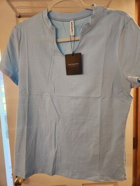 Just Fashion Now Women’s Short Sleeve Tee - Light Blue Medium